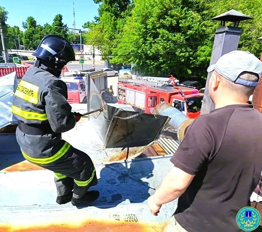 От перегрева трубы едва не загорелось ульяновское кафе «Сундук»