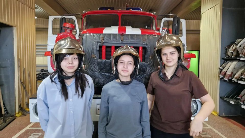 Уроки безопасности от ветеранов пожарной охраны Уроки безопасности от ветеранов пожарной охраны