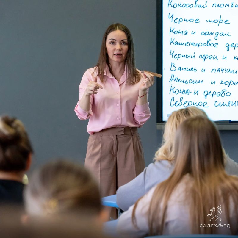 В Салехарде стартовал проект «Свет тепла» В Салехарде стартовал проект «Свет тепла»