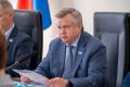 На заседании комитета по экономической политике, бюджету и ЖКХ депутаты рассмотрели ход реализации окружной программы по обеспечению жильём медицинских работников