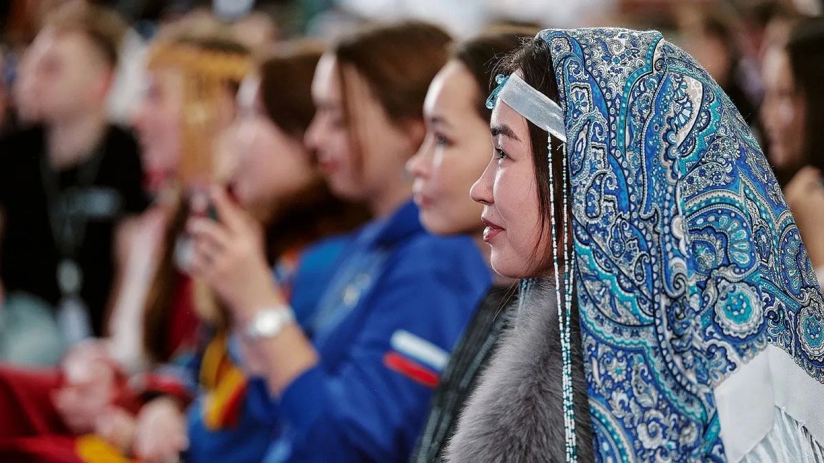 Для молодежи Севера запустили бесплатные онлайн-интенсивы