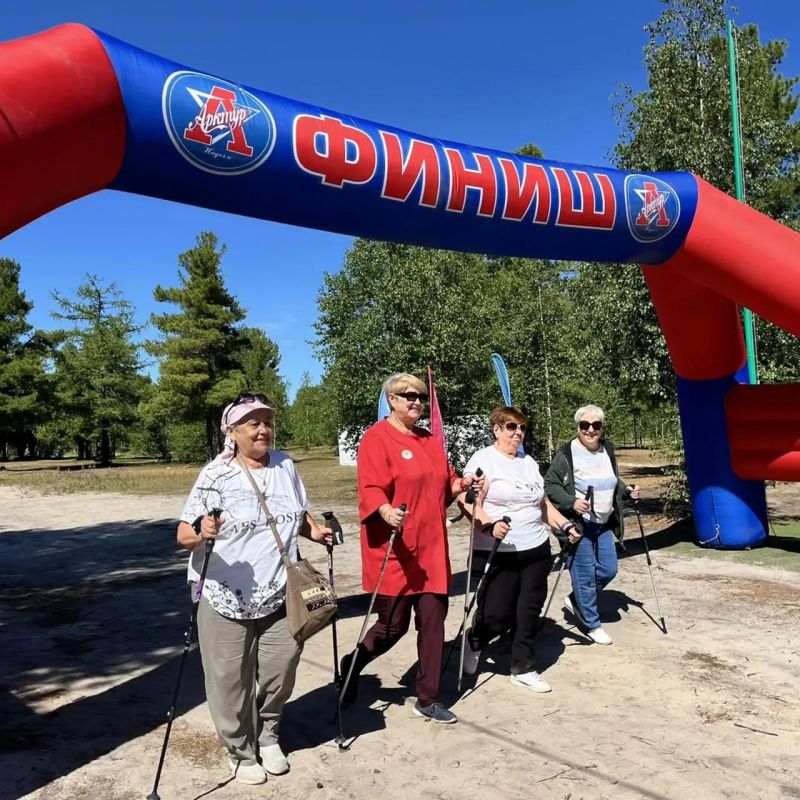 В Кедровой роще прошла встреча участников челленджа «Надымское активное долголетие»