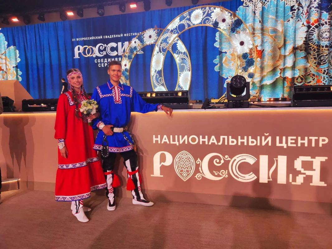 Салехард, сегодня мы стали свидетелями ещё одной красивой истории любви Салехард, сегодня мы стали свидетелями ещё одной красивой истории любви