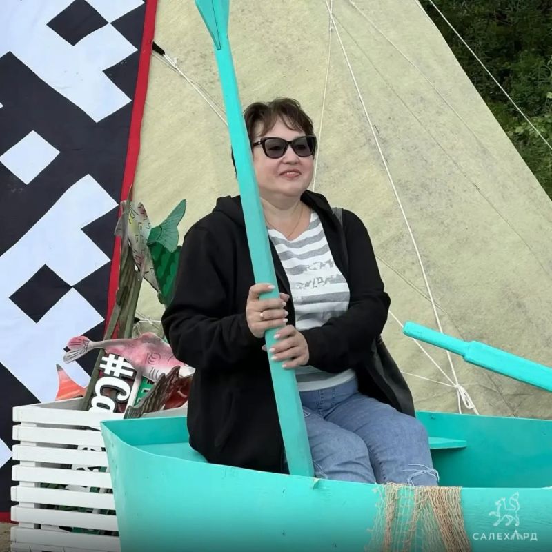 На берегу реки Полябта сегодня шумно и по-праздничному весело — Салехард отмечает День рыбака! На берегу реки Полябта сегодня шумно и по-праздничному весело — Салехард отмечает День рыбака!