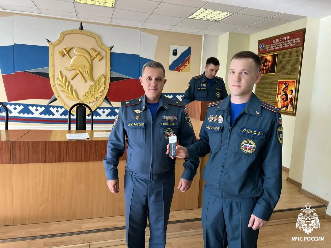 Далее рабочая поездка продолжилась в городе Губкинском Далее рабочая поездка продолжилась в городе Губкинском