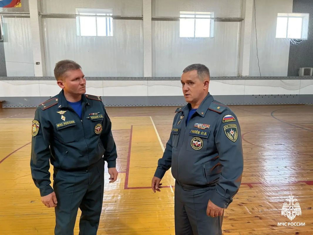 Далее рабочая поездка продолжилась в городе Губкинском Далее рабочая поездка продолжилась в городе Губкинском