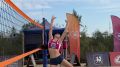 На песке продолжается настоящая спортивная битва