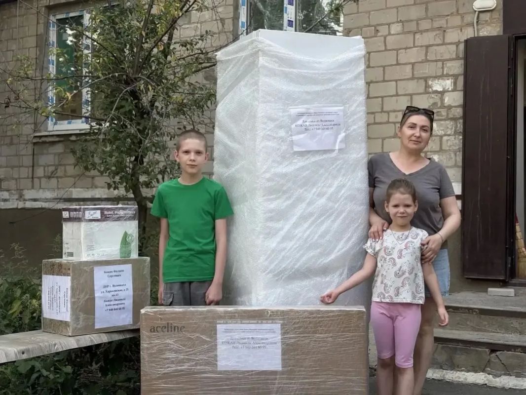 Ещё несколько семей Волновахи получили гуманитарную помощь от ямальских строителей Ещё несколько семей Волновахи получили гуманитарную помощь от ямальских строителей