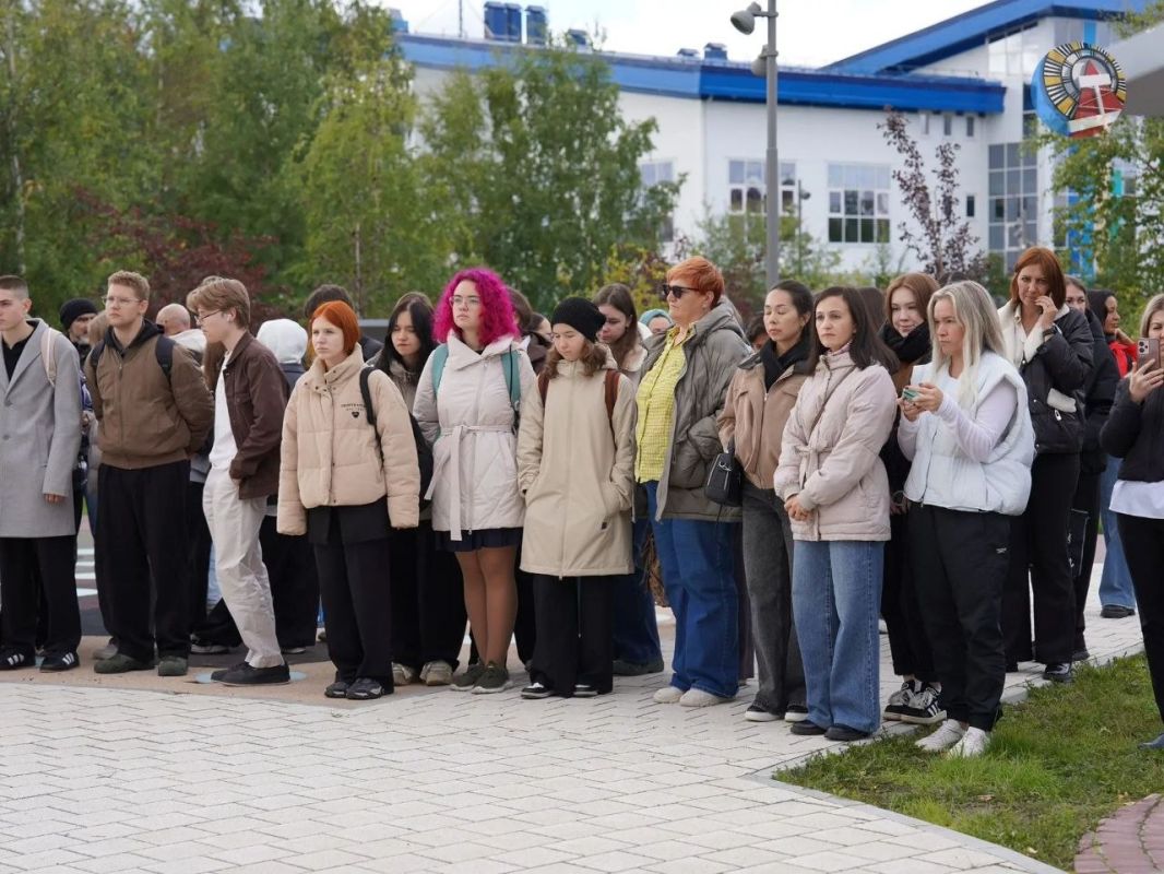 Сегодня, 3 сентября, в России отмечается День солидарности в борьбе с терроризмом Сегодня, 3 сентября, в России отмечается День солидарности в борьбе с терроризмом