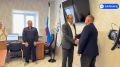 В Салехарде наградили водителя, спасшего человека