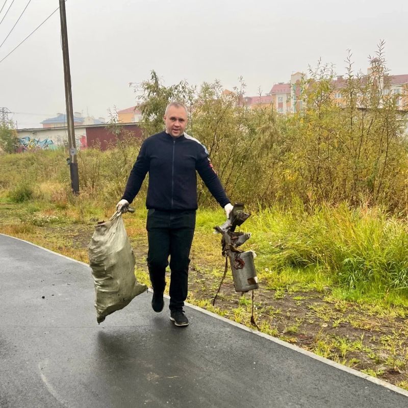 В Салехарде собрали 18 кубометров мусора В Салехарде собрали 18 кубометров мусора