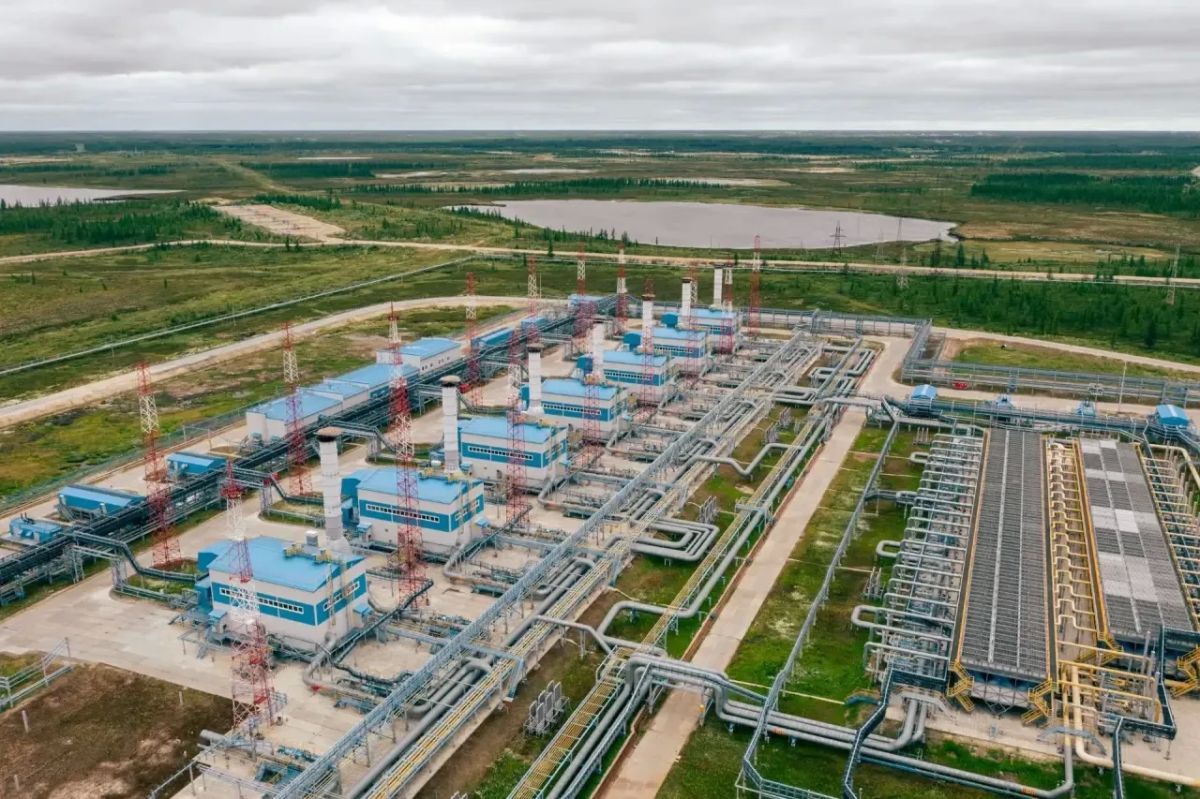 Дмитрий Артюхов: На Ямале хорошо знают цену труду нефтяников и газодобытчиков Дмитрий Артюхов: На Ямале хорошо знают цену труду нефтяников и газодобытчиков