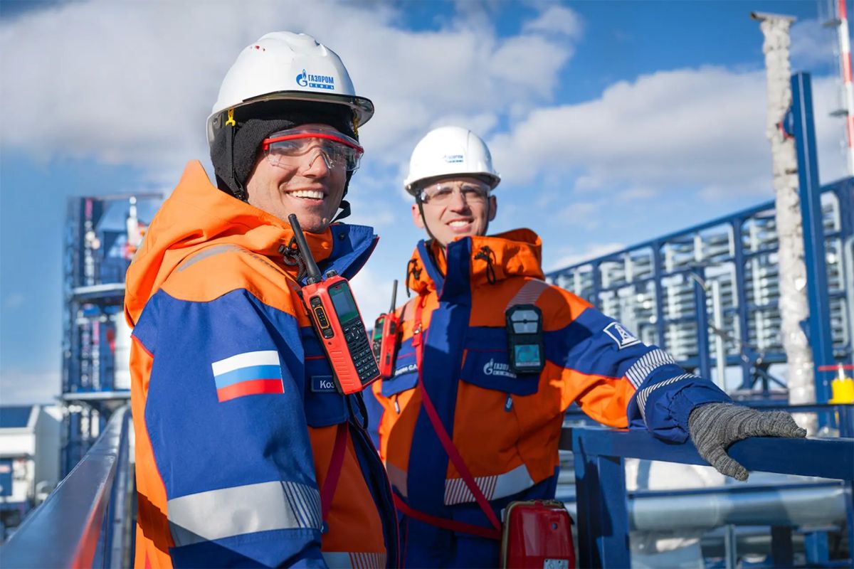 С Днём нефтяников и газодобытчиков!