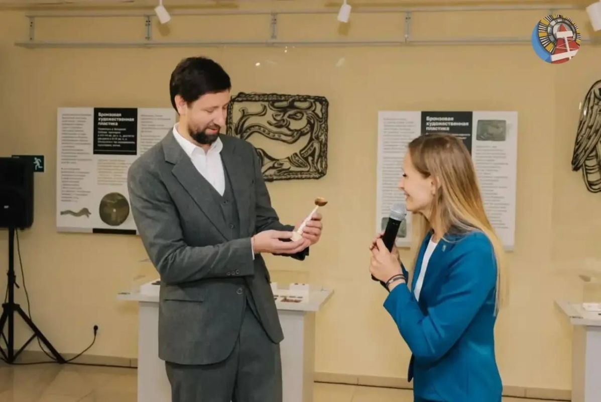 Открытие этой выставки — событие уникальное, к которому долго и тщательно готовились Открытие этой выставки — событие уникальное, к которому долго и тщательно готовились