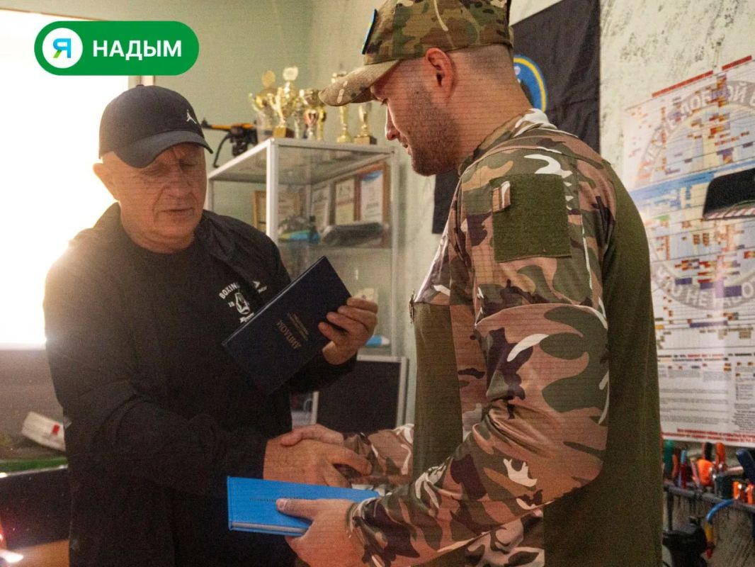 В Надыме выдан первый диплом о переподготовке ветерана СВО