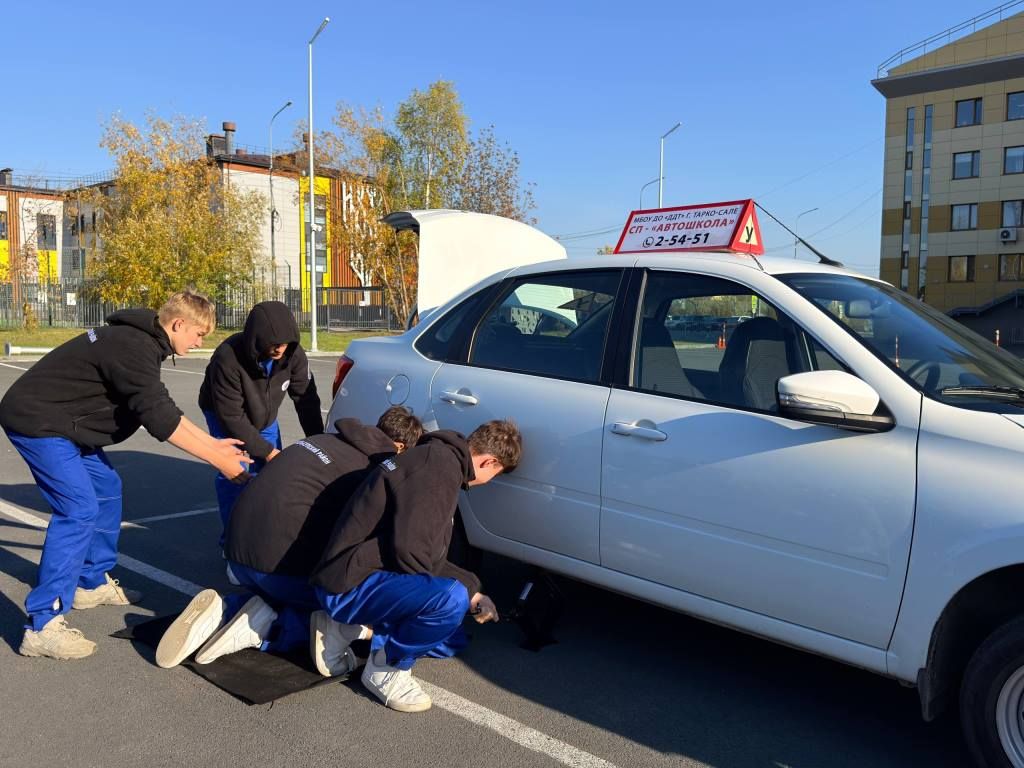 В Пуровском районе завершились региональные соревнования по автомногоборью В Пуровском районе завершились региональные соревнования по автомногоборью