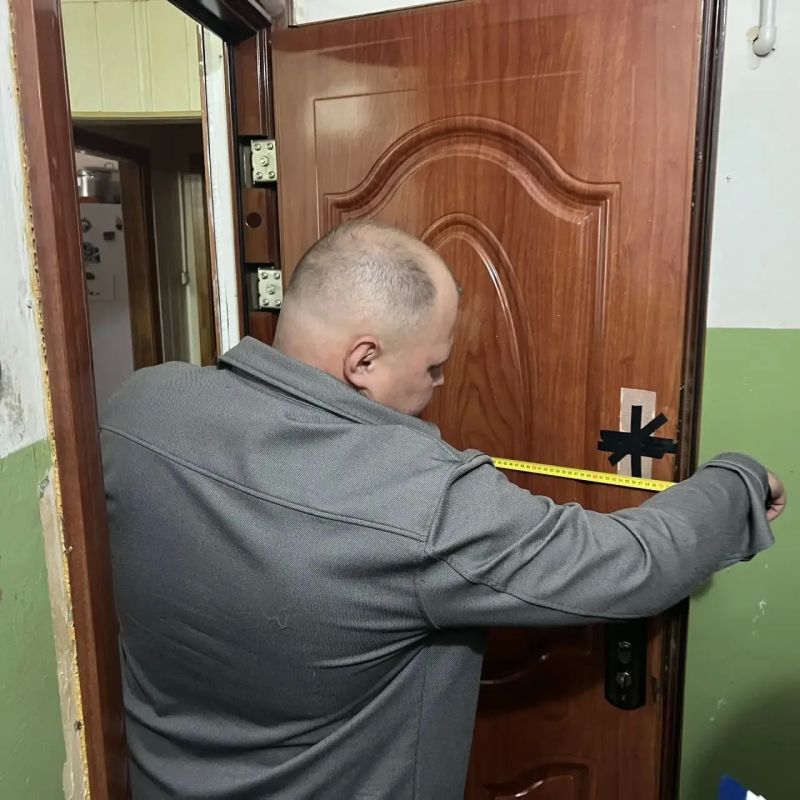 Быт без барьеров. . В Салехарде межведомственная комиссия обследовала жильё людей с инвалидностью, в том числе участников СВО Быт без барьеров. . В Салехарде межведомственная комиссия обследовала жильё людей с инвалидностью, в том числе участников СВО
