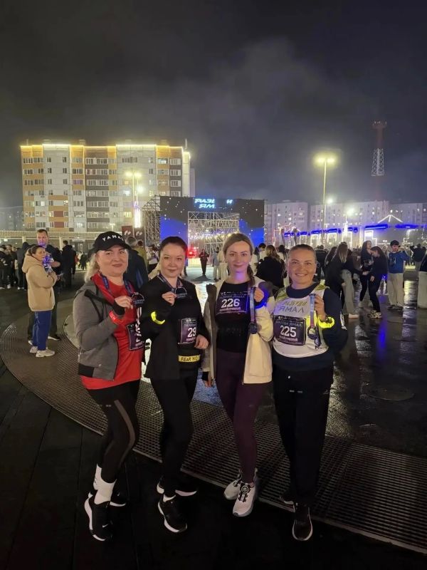 Пока город спал, более 1000 новоуренгойцев и гостей города вышли на старт ночного забега «Разбуди Ямал!» Пока город спал, более 1000 новоуренгойцев и гостей города вышли на старт ночного забега «Разбуди Ямал!»