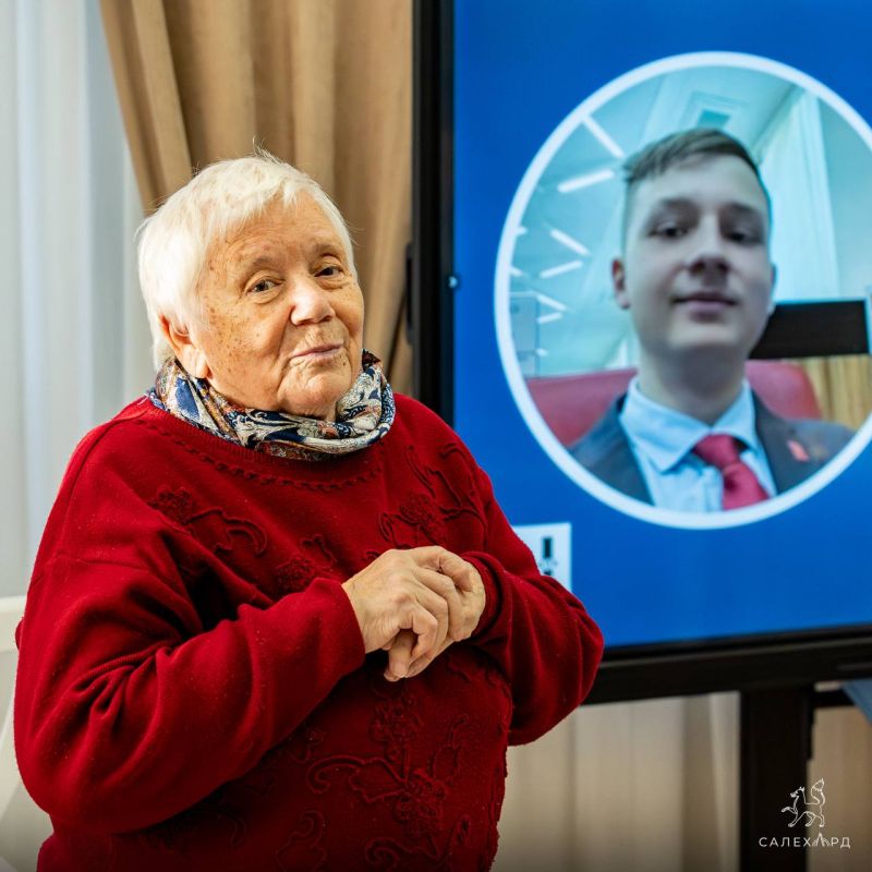 Школьник из Салехарда представил историю парламентаризма в коллекции нагрудных знаках Школьник из Салехарда представил историю парламентаризма в коллекции нагрудных знаках