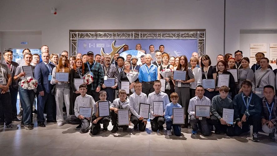 Тобольский косторез забрал главный приз «Души Севера» Тобольский косторез забрал главный приз «Души Севера»