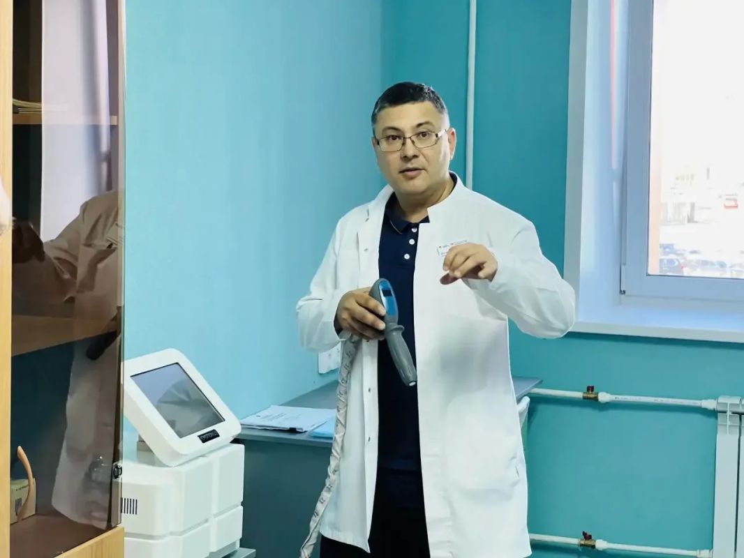 Реабилитологи Нового Уренгоя провели экскурсию по отделению для участников СВО Реабилитологи Нового Уренгоя провели экскурсию по отделению для участников СВО