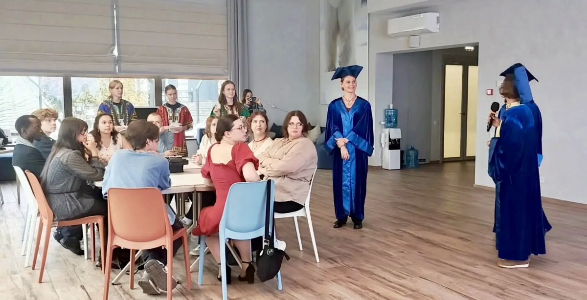 В «Доме Ямала» студенты примерили роли ректоров и промышленников В «Доме Ямала» студенты примерили роли ректоров и промышленников