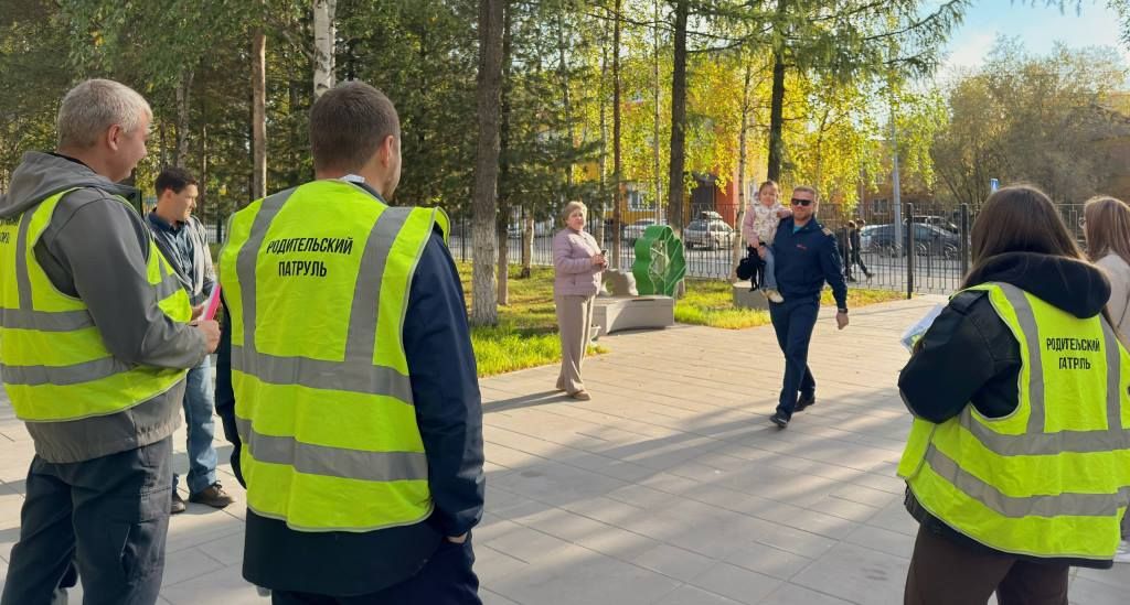 Пуровские автоинспекторы провели «Родительский патруль» в рамках акции «Внимание-дети!» Пуровские автоинспекторы провели «Родительский патруль» в рамках акции «Внимание-дети!»