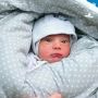 Привет, большой мир!. Малыш Асад, который родился на борту самолёта, выписался из новоуренгойского роддома и поехал домой