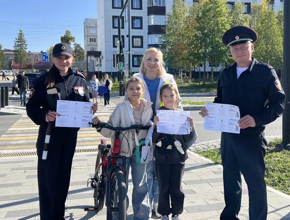 В Ноябрьске прошла совместная акция Госавтоинспекции с родительским патрулем