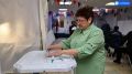 Председатель Совета ветеранов Салехарда одной из первых проголосовала на выборах