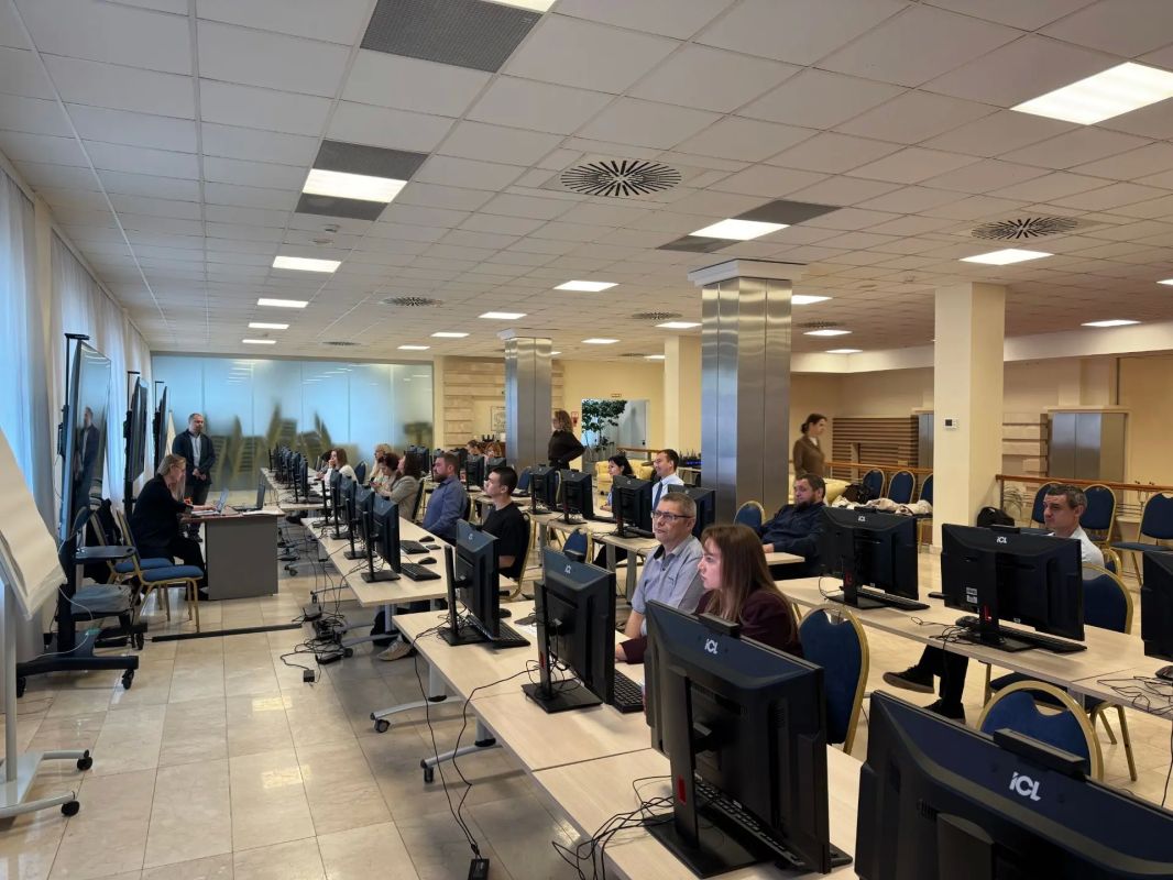 С 15 по 17 сентября в Новом Уренгое и Салехарде прошли очные сессии инструктажа пользователей государственной информационной системы обеспечения градостроительной деятельности ЯНАО (ГИСОГД ЯНАО) С 15 по 17 сентября в Новом Уренгое и Салехарде прошли очные сессии инструктажа пользователей государственной информационной системы обеспечения градостроительной деятельности ЯНАО (ГИСОГД ЯНАО)