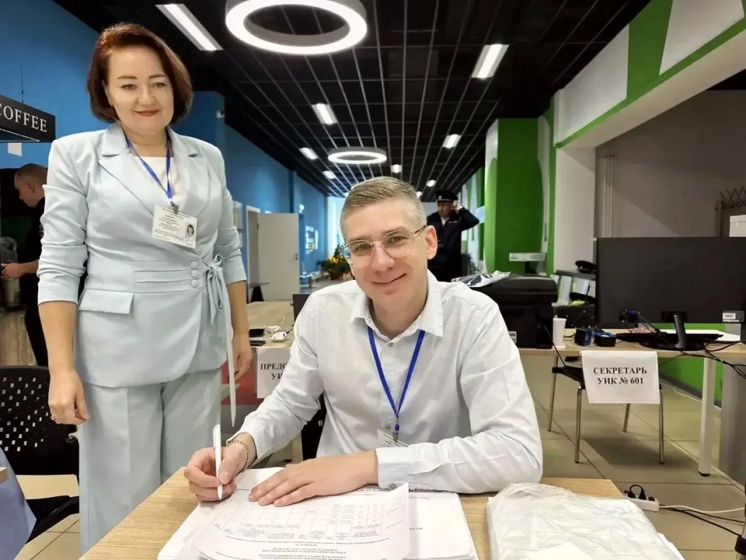 Жители Коротчаево и Лимбяяхи активно голосуют Жители Коротчаево и Лимбяяхи активно голосуют