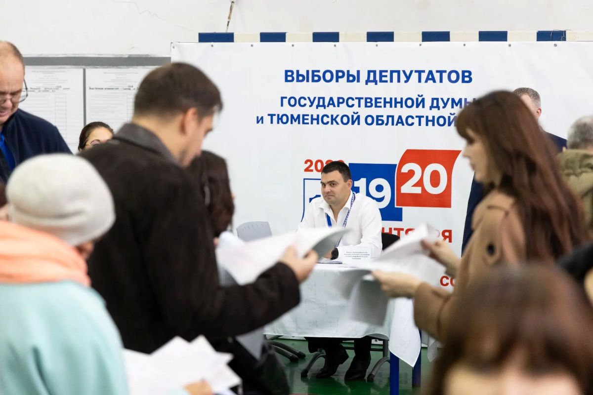 Без сбоев и по закону. Все избирательные участки округа открылись ровно в 08:00, сообщил председатель Избиркома ЯНАО Андрей Гиберт Без сбоев и по закону. Все избирательные участки округа открылись ровно в 08:00, сообщил председатель Избиркома ЯНАО Андрей Гиберт