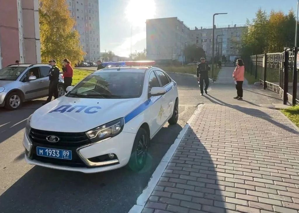 Мамы и папы «Родничка» заботятся о безопасности детей в дороге Мамы и папы «Родничка» заботятся о безопасности детей в дороге