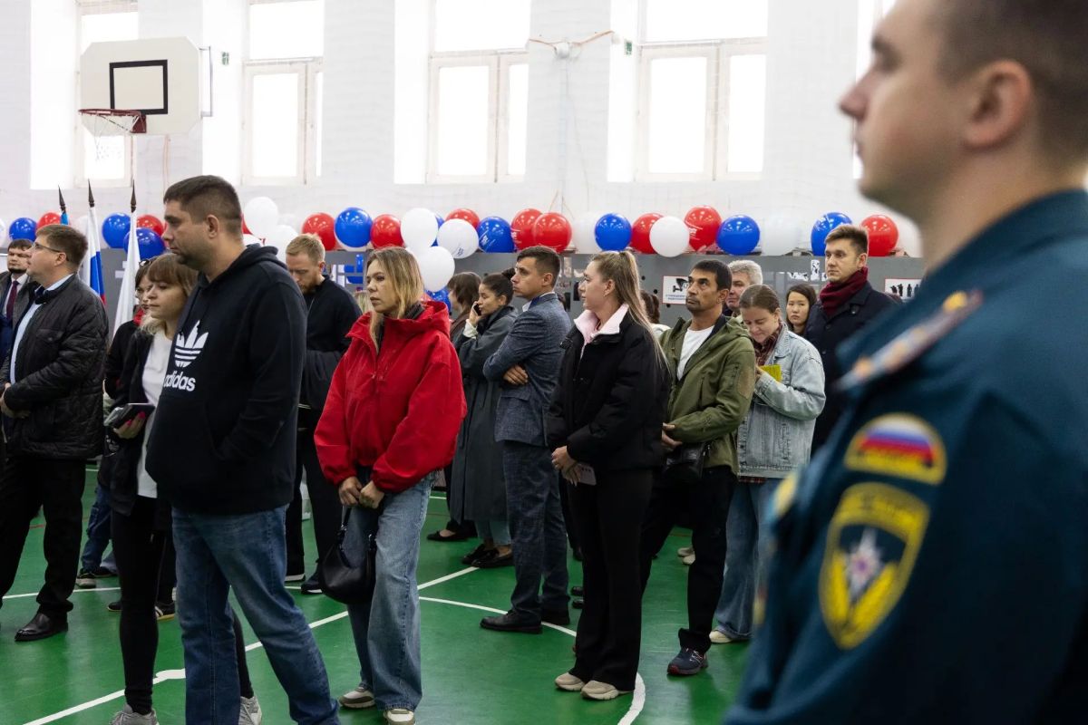 Без сбоев и по закону. Все избирательные участки округа открылись ровно в 08:00, сообщил председатель Избиркома ЯНАО Андрей Гиберт Без сбоев и по закону. Все избирательные участки округа открылись ровно в 08:00, сообщил председатель Избиркома ЯНАО Андрей Гиберт