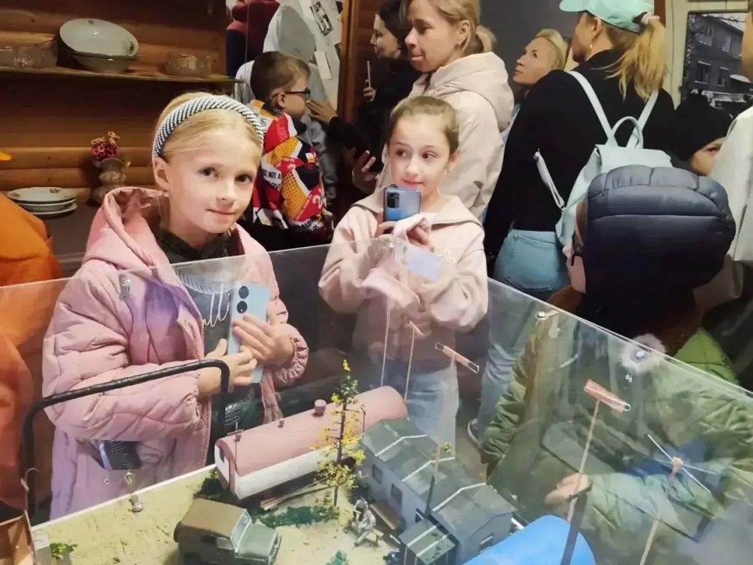 В Новом Уренгое открылся «Городок первопроходцев» В Новом Уренгое открылся «Городок первопроходцев»