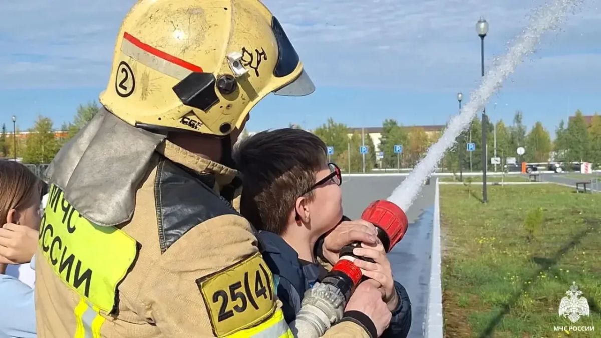 В Надыме прошёл VI Открытый районный фестиваль детской безопасности «ПРО безопасность» В Надыме прошёл VI Открытый районный фестиваль детской безопасности «ПРО безопасность»