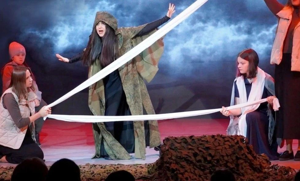 В Лабытнанги готовят премьеру спектакля «Голос Донбасса» В Лабытнанги готовят премьеру спектакля «Голос Донбасса»