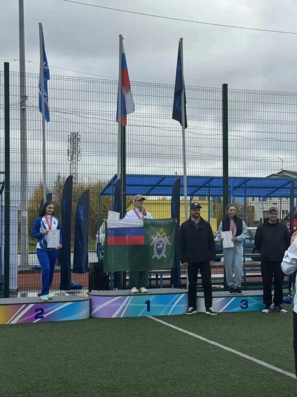 Архивисты Ямала в составе команды «Ледник» принимают участие в Спартакиаде государственных служащих ЯНАО Архивисты Ямала в составе команды «Ледник» принимают участие в Спартакиаде государственных служащих ЯНАО