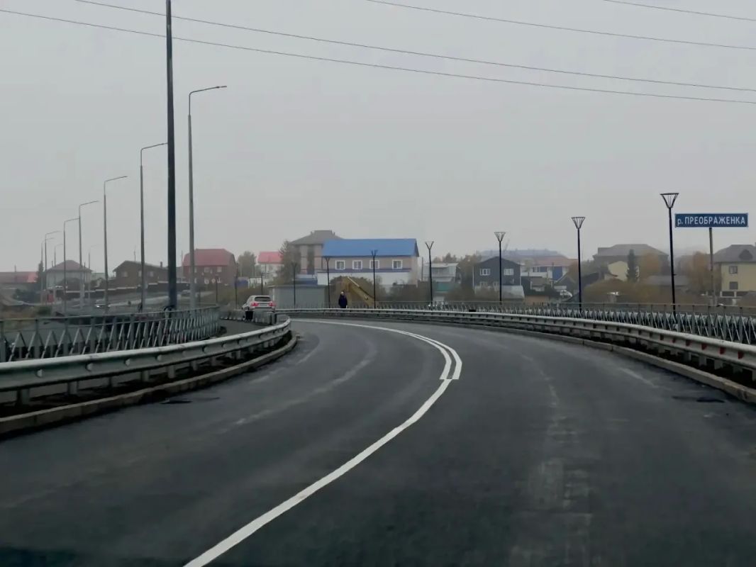 Движение по дамбе открыто. Завершены дополнительные работы на участке от пересечения улиц Карла Маркса и Сенькина до улиц Чупрова и Канева