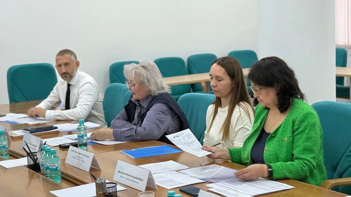 В департаменте имущественных отношений ЯНАО прошла аттестация гражданских служащих В департаменте имущественных отношений ЯНАО прошла аттестация гражданских служащих