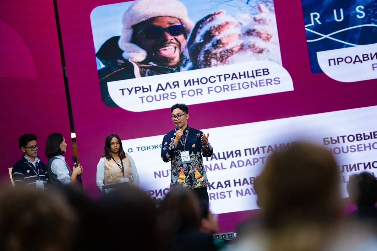 Дмитрий Артюхов: С участниками Международного фестиваля молодёжи обсудили дальнейшее сотрудничество Ямала с родными странами ребят Дмитрий Артюхов: С участниками Международного фестиваля молодёжи обсудили дальнейшее сотрудничество Ямала с родными странами ребят