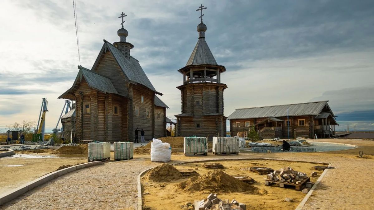 Губернатор Ямала и глава Салехарда оценили развитие города Губернатор Ямала и глава Салехарда оценили развитие города