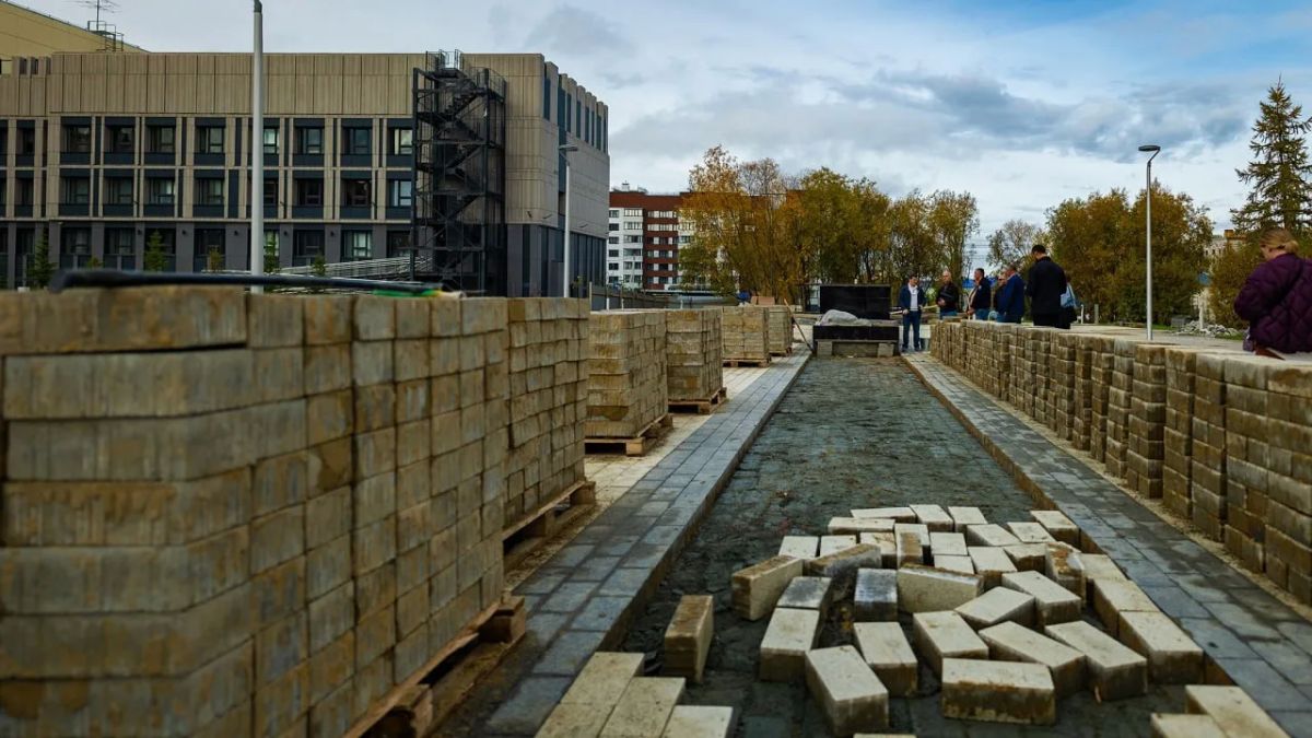 Губернатор Ямала и глава Салехарда оценили развитие города Губернатор Ямала и глава Салехарда оценили развитие города