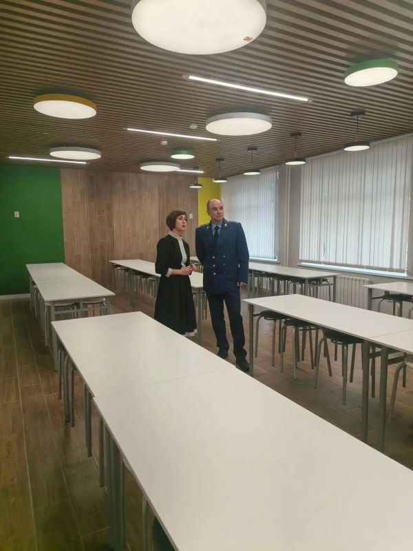 Прокуратурой Нового Уренгоя продолжается надзорное сопровождение капитального ремонта образовательных учреждений в районах Лимбяяха и Коротчаево Прокуратурой Нового Уренгоя продолжается надзорное сопровождение капитального ремонта образовательных учреждений в районах Лимбяяха и Коротчаево