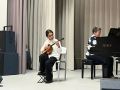 В Детской школе искусств не привыкли сидеть на месте - здесь движение вперёд начинается с первых нот