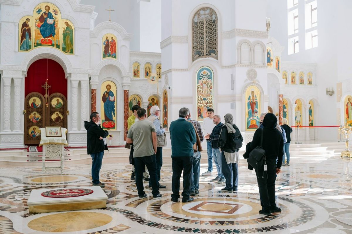 Преображенский собор всё больше привлекает туристов в Салехарде Преображенский собор всё больше привлекает туристов в Салехарде