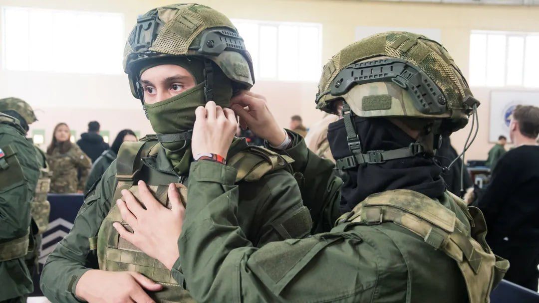 Команда ямальцев стала трижды лучшей на «Семейной зарнице»