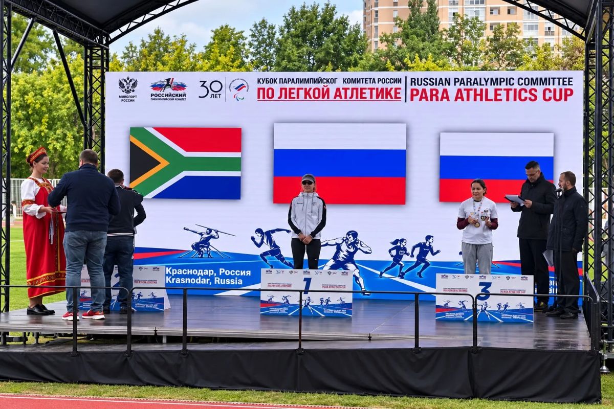 Спортсменка окружного Центра спортивной подготовки завоевала золото на международных соревнованиях по лёгкой атлетике