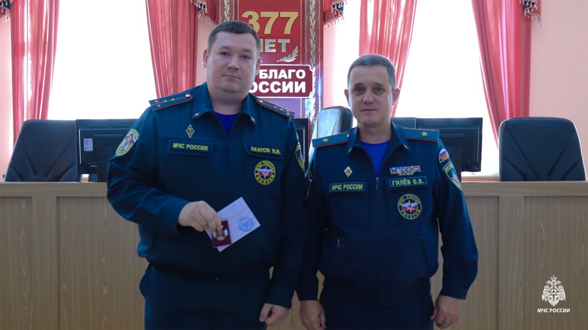 В Главном управлении МЧС России по ЯНАО прошло награждение сотрудников в преддверии Дня гражданской обороны В Главном управлении МЧС России по ЯНАО прошло награждение сотрудников в преддверии Дня гражданской обороны